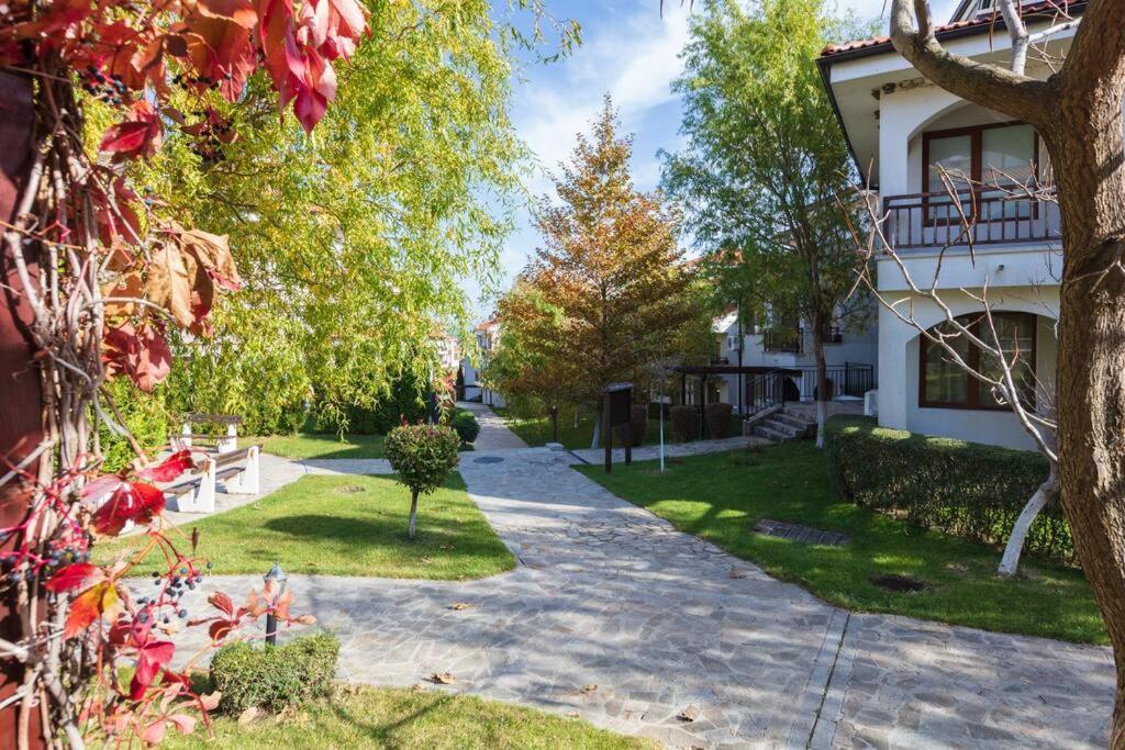 Lovely Apartment In Peaceful Family Spa Resort Near To Nesebar Kableshkovo  Exterior photo